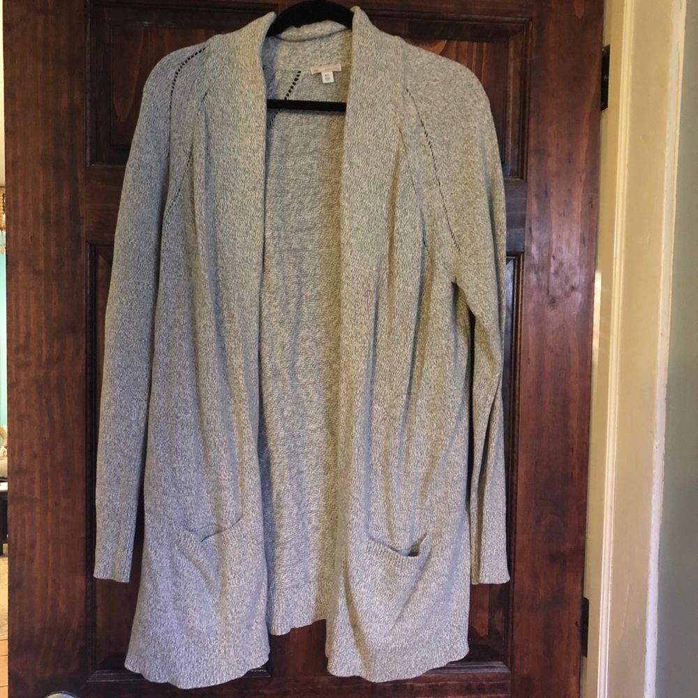 Cozy gray sweater!
